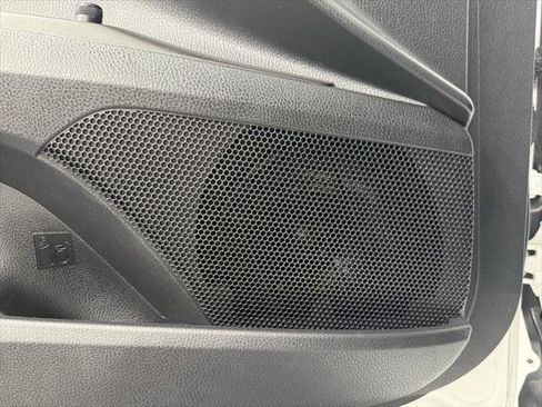 Used 2024 Toyota Camry SE image 15