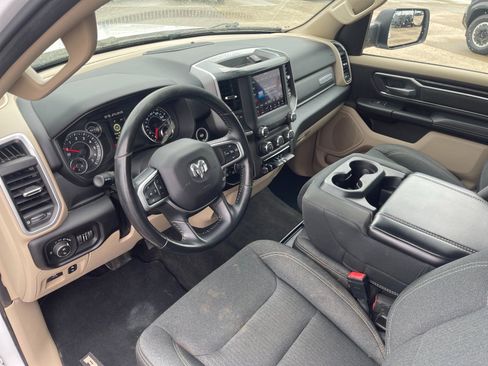 Used 2019 RAM 1500 Big Horn AWD/4WD image 10