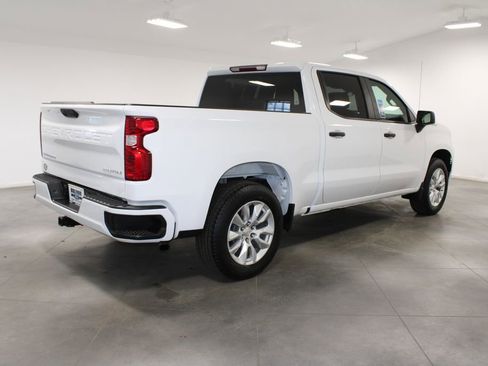 Used 2024 Chevrolet Silverado 1500 Custom image 9