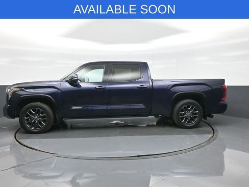 Used 2023 Toyota Tundra Platinum w/ Advanced Package AWD/4WD image 4