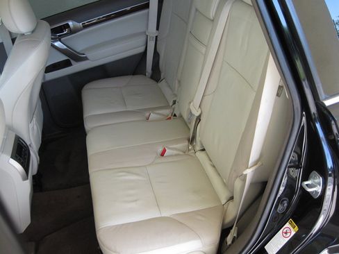 Used 2015 Lexus GX 460 w/ Premium Package AWD/4WD image 29