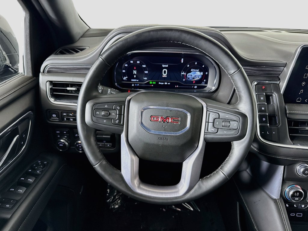 Used 2024 GMC Yukon XL SLT w/ SLT Luxury Package AWD/4WD image 11