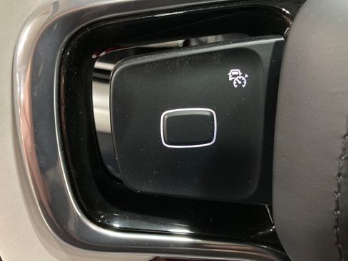 Used 2026 Lincoln Navigator L Reserve AWD/4WD image 31