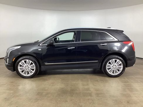 Used 2018 Cadillac XT5 Premium Luxury w/ Driver Assist Package AWD/4WD image 8