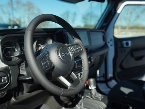 New 2026 Jeep Wrangler Unlimited Sport AWD/4WD image 25