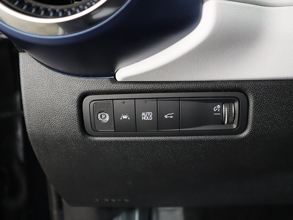 Used 2026 Chevrolet Equinox EV LT FWD image 40