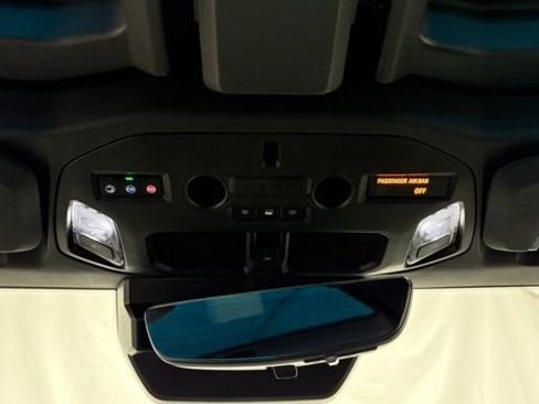 Used 2024 GMC Hummer EV 3X image 38