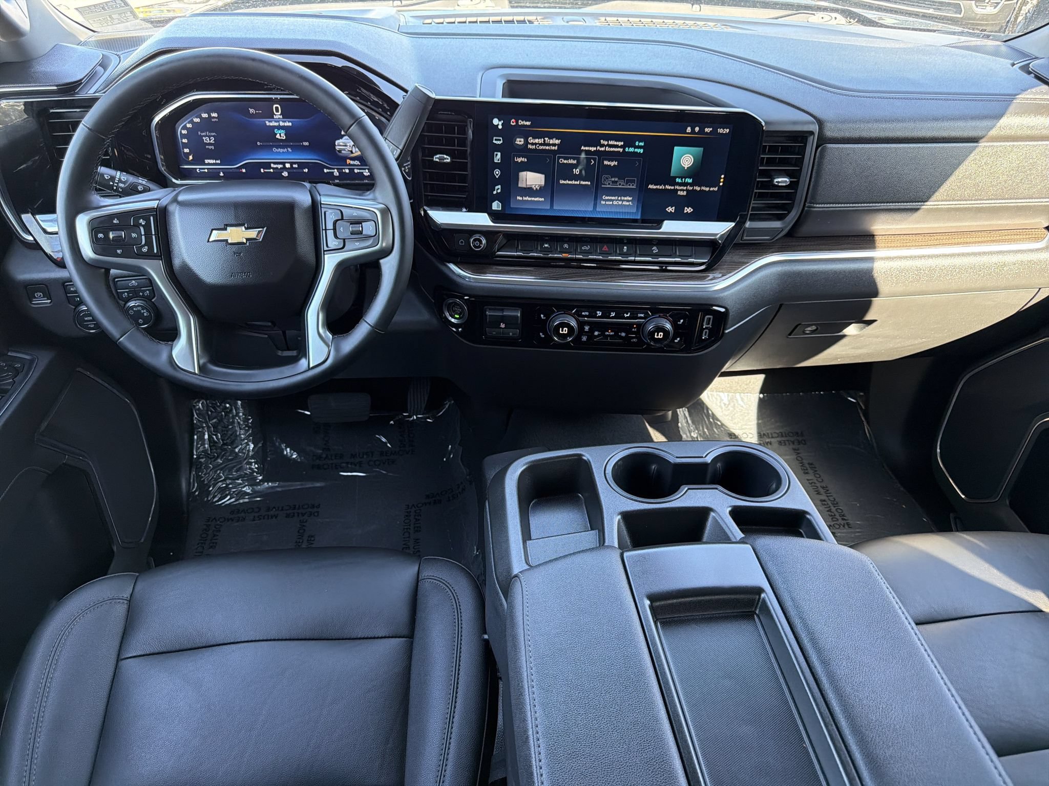 Used 2023 Chevrolet Silverado 1500 LT w/ Z71 Off-Road Package AWD/4WD image 2