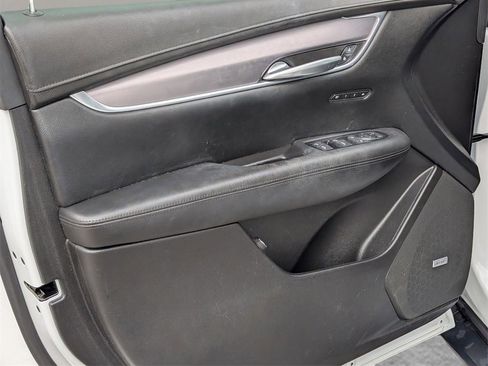 Used 2019 Cadillac XT5 Luxury image 15