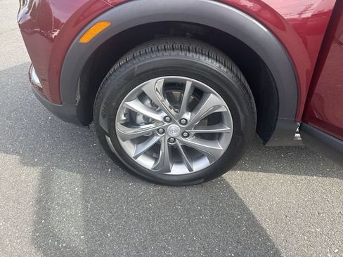 Used 2023 Buick Encore GX Essence w/ Experience Buick Package AWD/4WD image 31