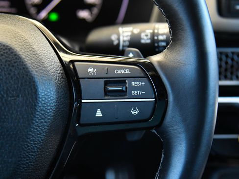 Used 2025 Honda Civic Sport image 28