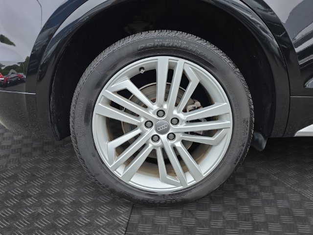 Used 2018 Audi Q5 Prestige w/ Prestige Package AWD/4WD image 39