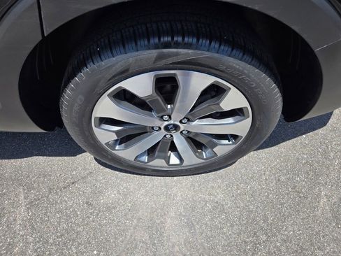 Used 2021 Kia Telluride S AWD/4WD image 14