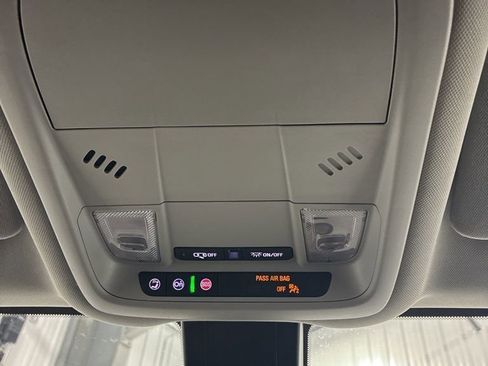 Used 2024 Chevrolet Equinox LT w/ LPO, Floor Liner Package image 31