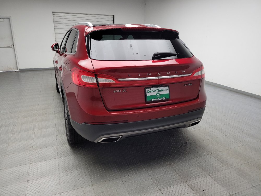 Used 2016 Lincoln MKX Reserve w/ Climate Package AWD/4WD image 6