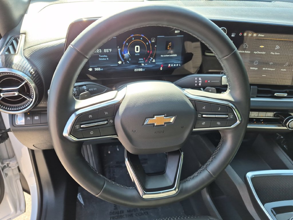 Used 2026 Chevrolet Equinox LT FWD image 19