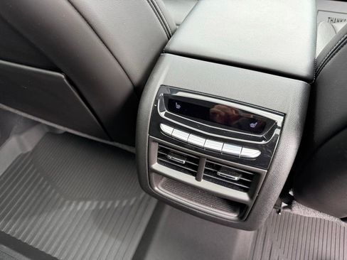 Used 2021 Cadillac XT5 Premium Luxury w/ LPO, Floor Liner Package AWD/4WD image 18