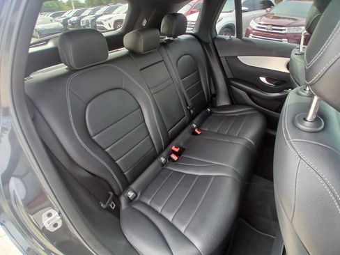 Used 2021 Mercedes-Benz GLC 300 image 16