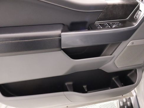 Used 2024 Ford F150 Lightning Flash image 17