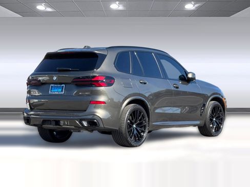 Used 2026 BMW X5 xDrive40i w/ M Sport Package AWD/4WD image 8