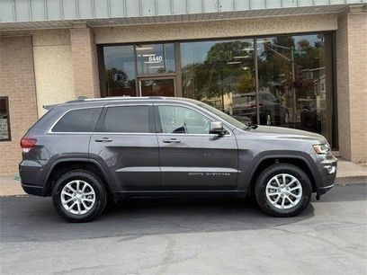 Used 2021 Jeep Grand Cherokee Laredo