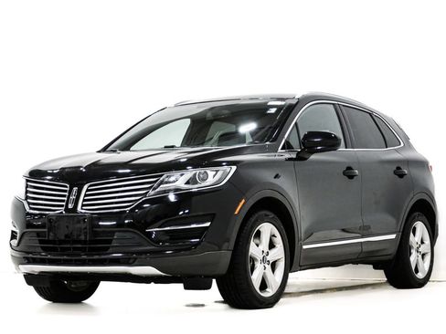 Used 2017 Lincoln MKC Premiere AWD/4WD image 3