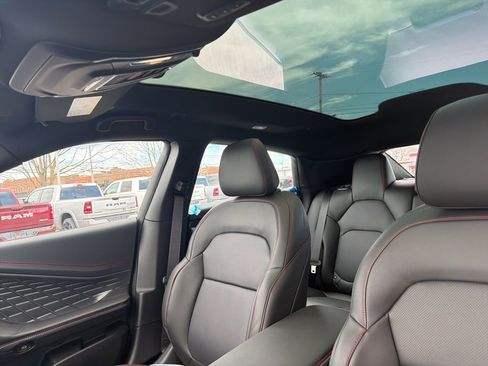 New 2026 Dodge Charger R/T AWD/4WD image 5