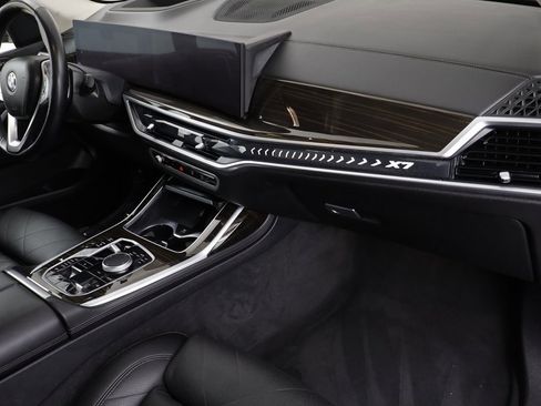 Certified 2023 BMW X7 xDrive40i w/ Parking Assistance Package image 19