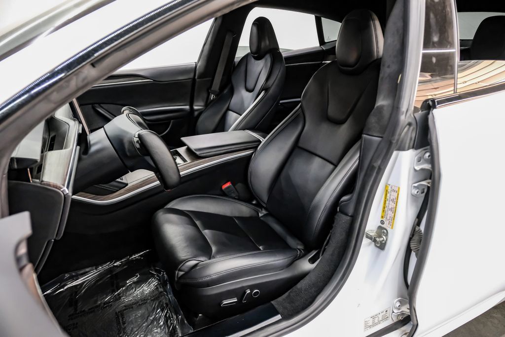 Used 2022 Tesla Model S AWD/4WD image 40