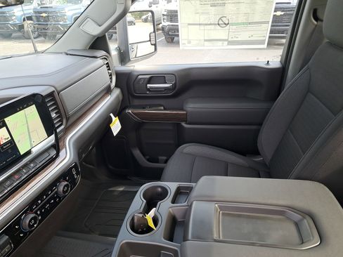 New 2025 Chevrolet Silverado 2500 LT image 16