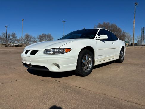 Used 2001 Pontiac Grand Prix GT w/ Opt Pkg 1 image 3