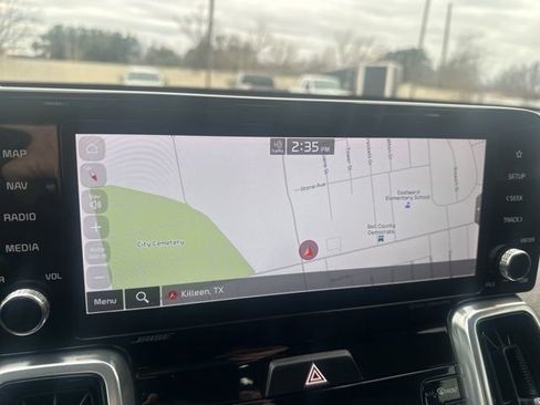 Used 2022 Kia Sorento SX Prestige image 24