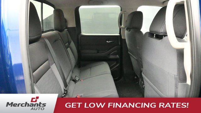 Used 2022 Nissan Frontier SV AWD/4WD image 15