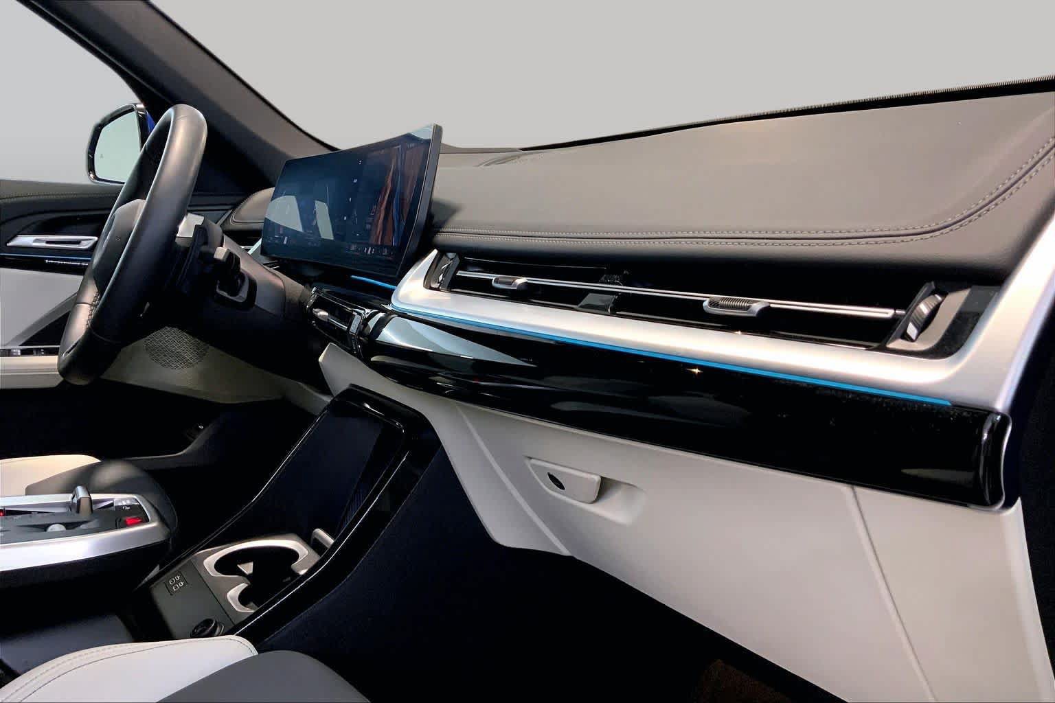 Used 2026 BMW X1 xDrive28i w/ Technology Package AWD/4WD image 18