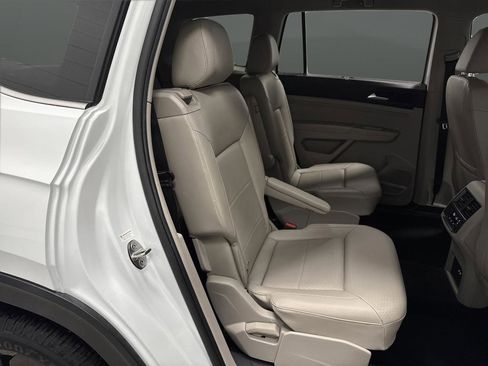 Used 2022 Volkswagen Atlas SE w/ Black Wheel Package image 28