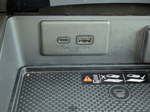 Certified 2025 Buick Envision Preferred image 23