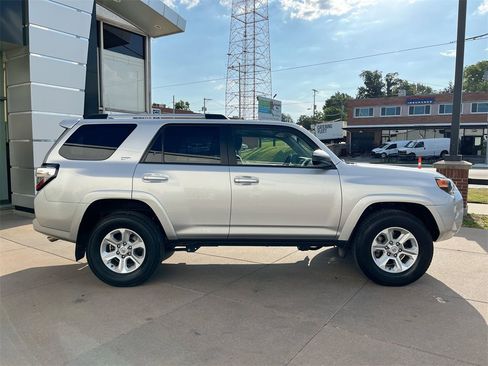 Used 2023 Toyota 4Runner SR5 image 9