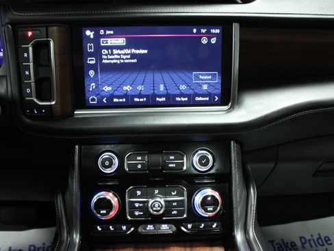 Used 2023 GMC Yukon Denali Ultimate AWD/4WD image 23