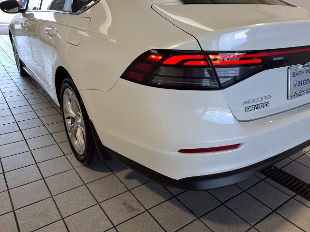 Certified 2025 Honda Accord LX image 19