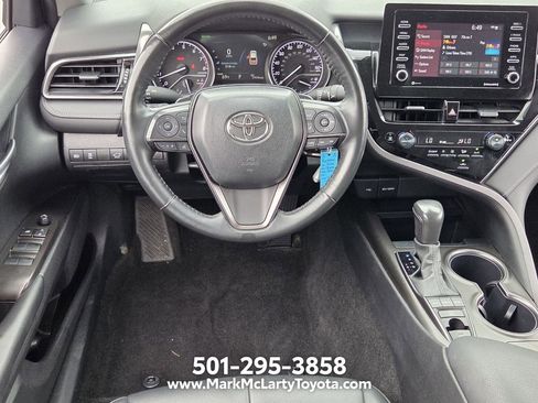 Used 2024 Toyota Camry SE w/ Cold Weather Package AWD/4WD image 10