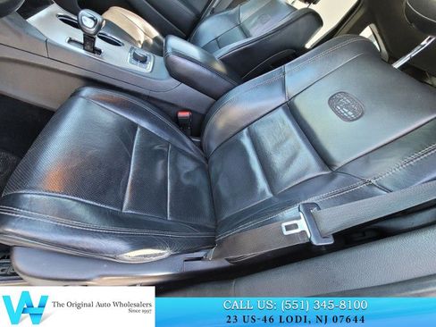 Used 2014 Jeep Grand Cherokee Overland AWD/4WD image 11