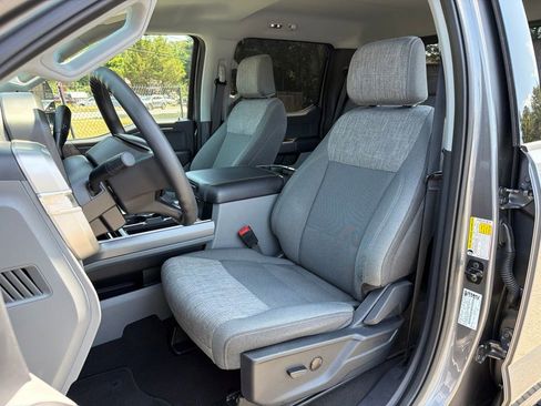 Used 2024 Ford F350 XLT w/ XLT Premium Package AWD/4WD image 19