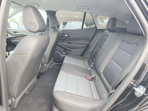 New 2026 Chevrolet Trax LT w/ Driver Confidence Package FWD image 9