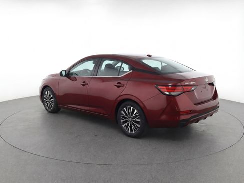 Used 2024 Nissan Altima 2.5 SV FWD image 6