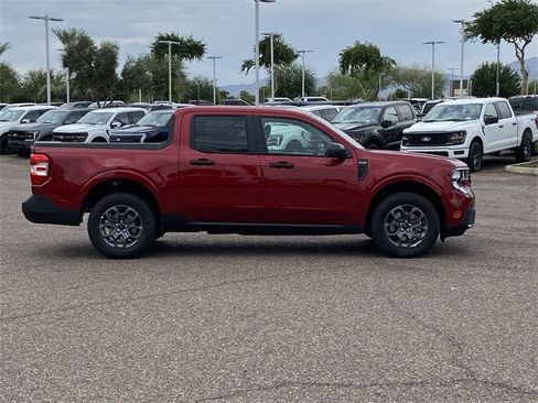 New 2025 Ford Maverick XLT w/ Equipment Group 301A image 32