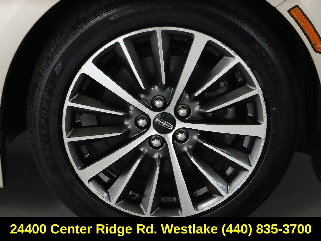 Used 2017 Lincoln MKZ Premiere FWD image 10