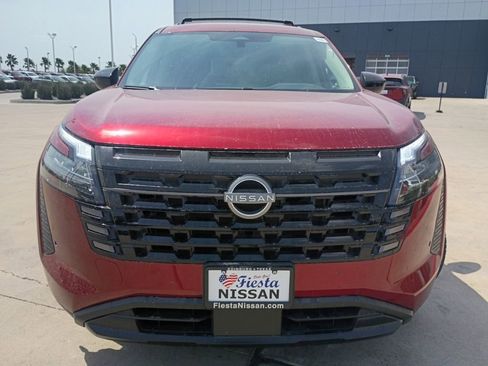 New 2026 Nissan Pathfinder SV image 2