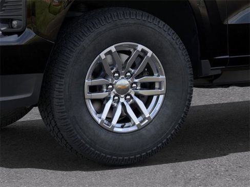 New 2025 Chevrolet Colorado LT w/ LT Convenience Package image 9