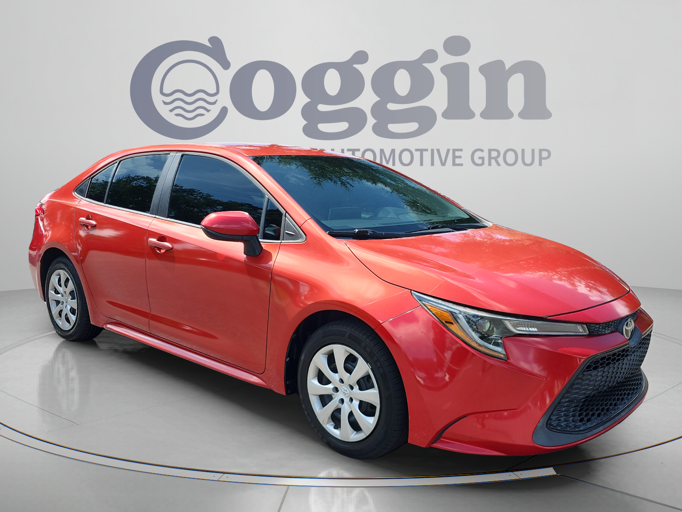 Used 2020 Toyota Corolla LE FWD image 7