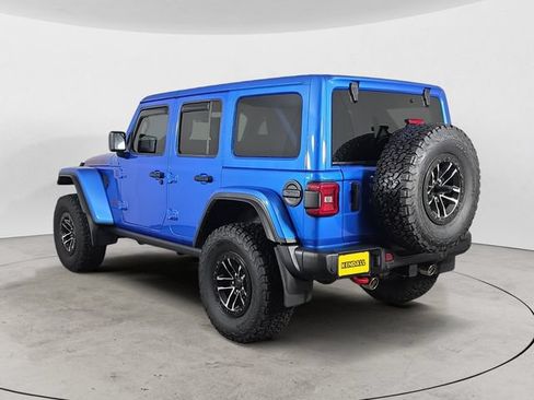 Used 2024 Jeep Wrangler Unlimited Rubicon AWD/4WD image 3